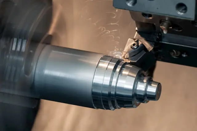 Máy CNC dành cho người mới: Tất cả những gì bạn cần biết