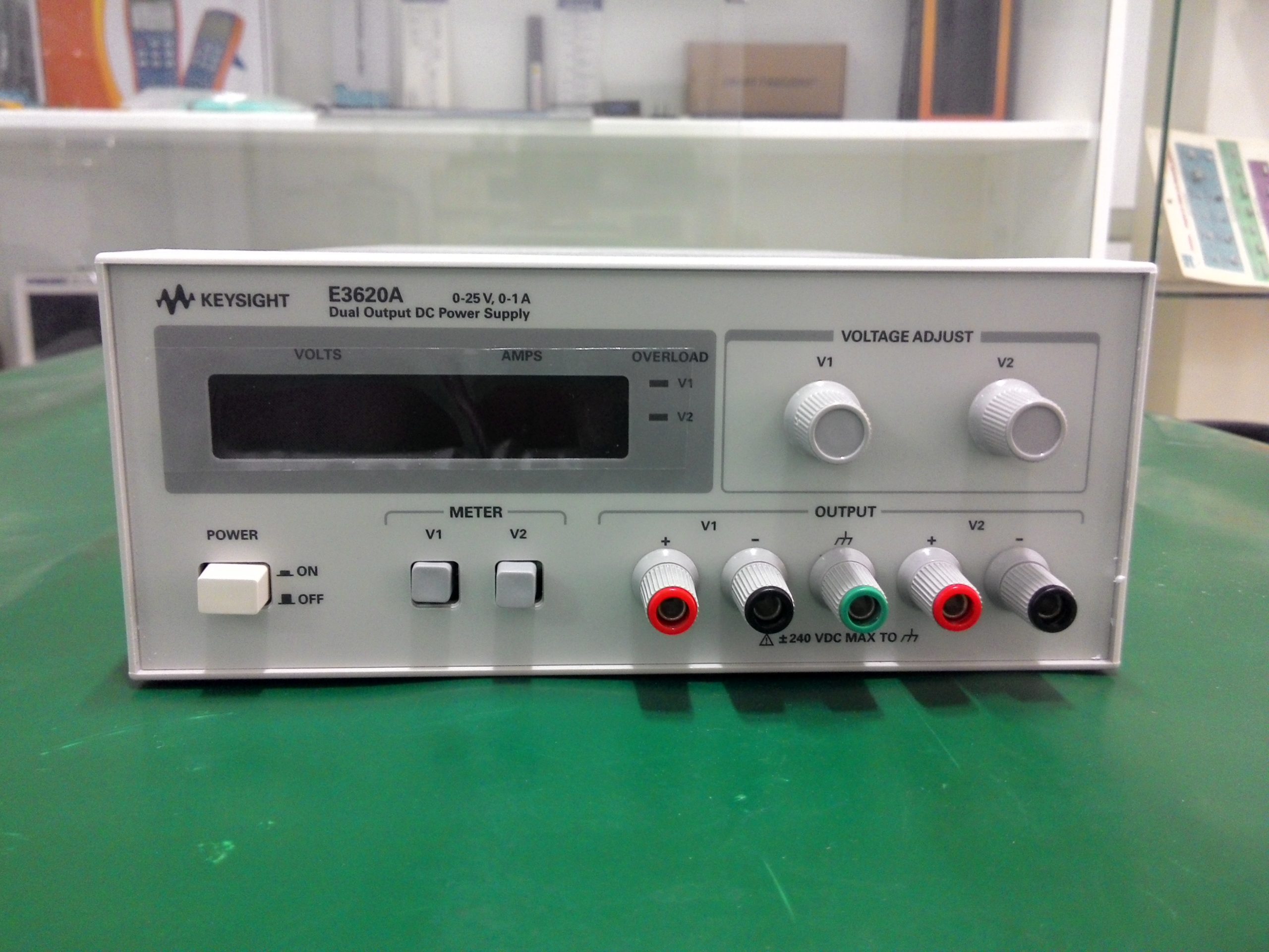 DC Power supply Keysight E3620A 25V 1A