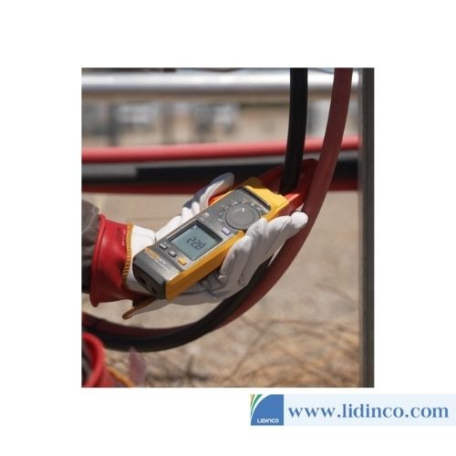 Solar Clamp Meter Fluke 393 FC CAT III 1500 V True-rms