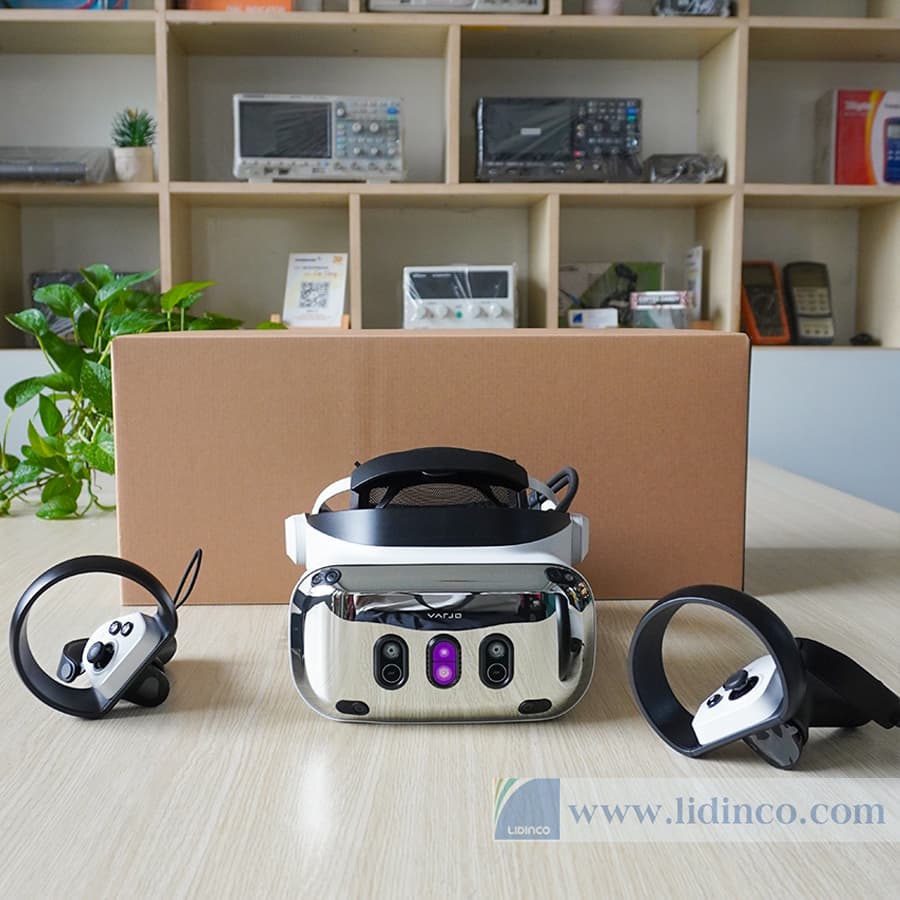 Virtual Reality Glasses Varjo XR-4