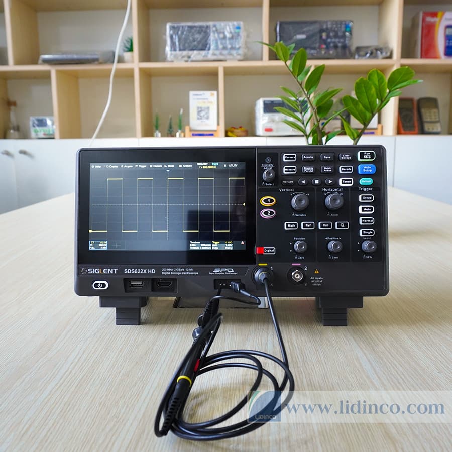 Máy hiện sóng Siglent SDS822X HD (200 MHz)