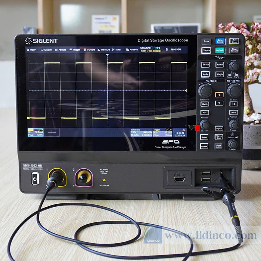 Máy hiện sóng Oscilloscope Siglent SDS1102X HD (100 MHz)