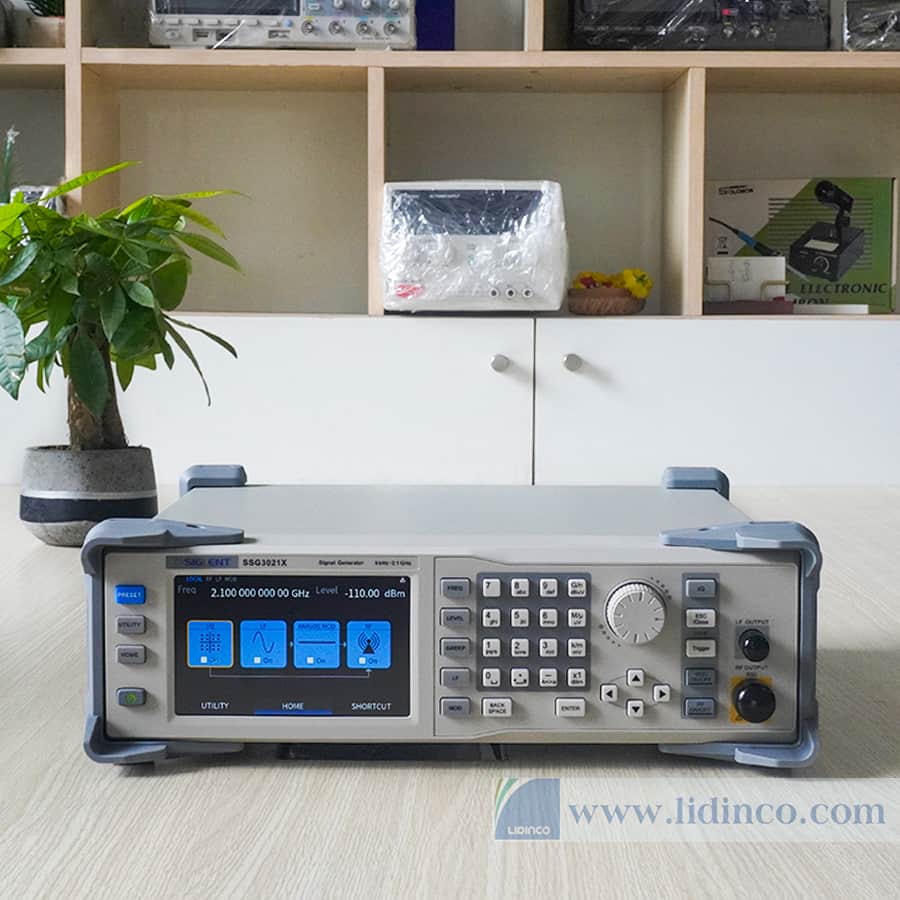 Máy phát tín hiệu RF Siglent SSG3021X 2.1GHz